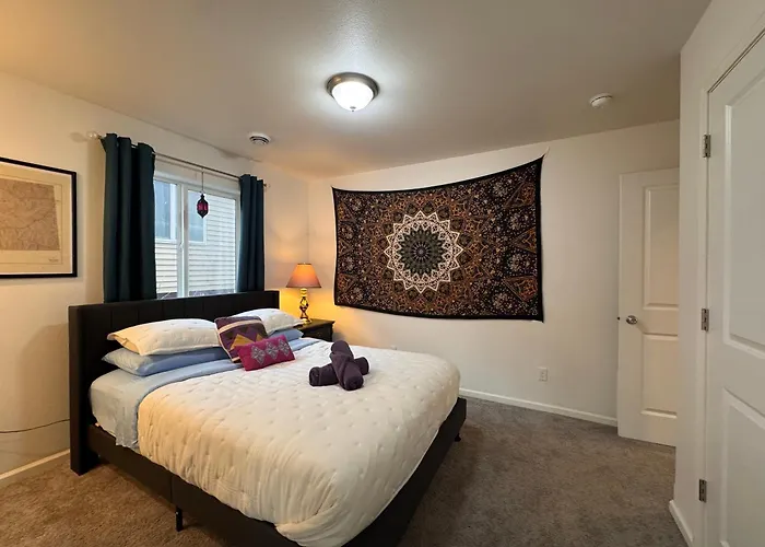 Relaxing 3br 2 En Suites, Bikes & Helmets